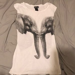 t-shirt.